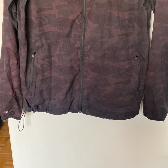Vuori Lightweight Zip Up Jacket Medium - Picture 6 of 11